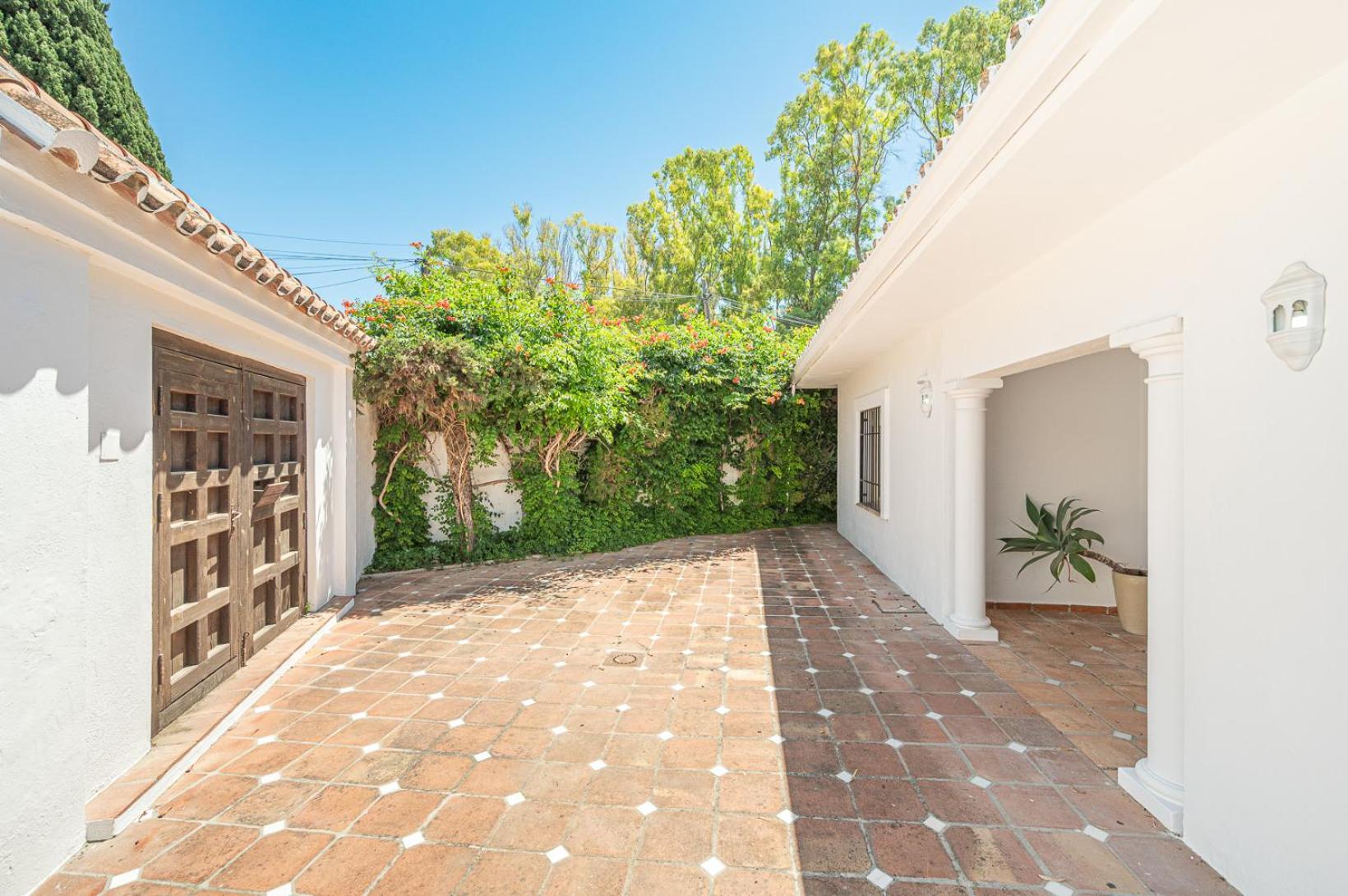Banus 10 Minutos Villa Estepona Exterior photo